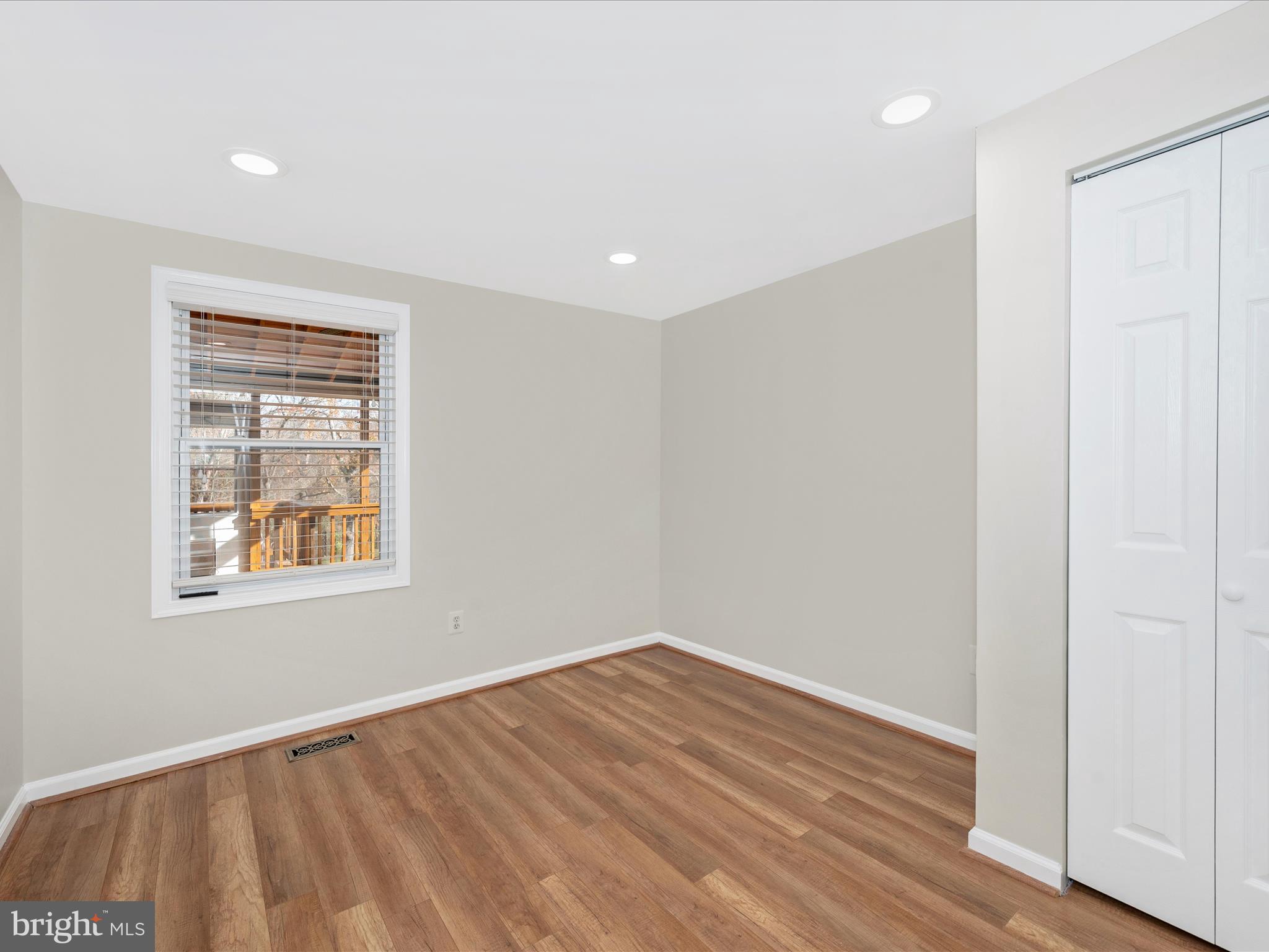 19121 Dowden Circle Poolesville, MD 20837 - Photo 21 of 54