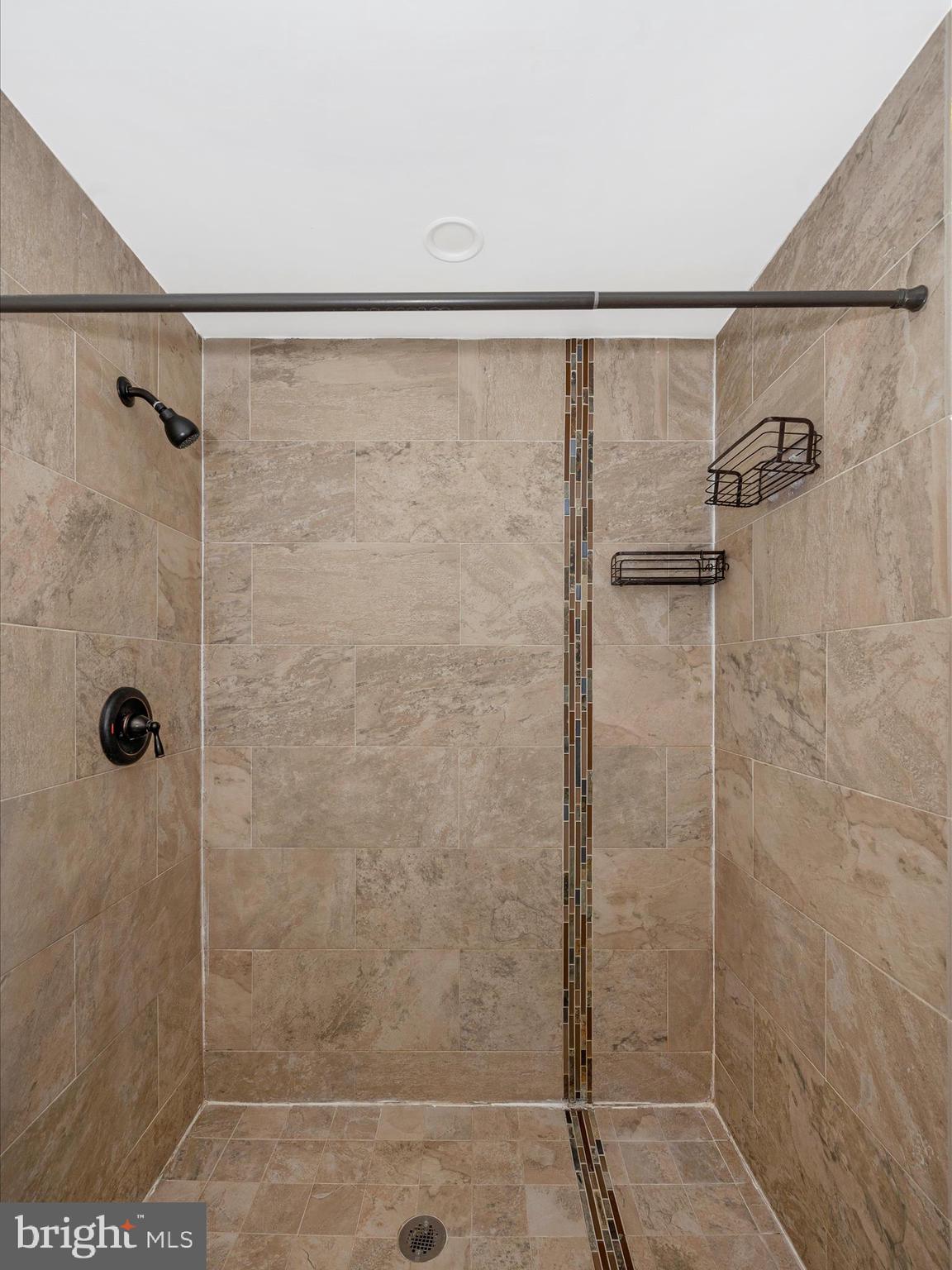 19121 Dowden Circle Poolesville, MD 20837 - Photo 24 of 54