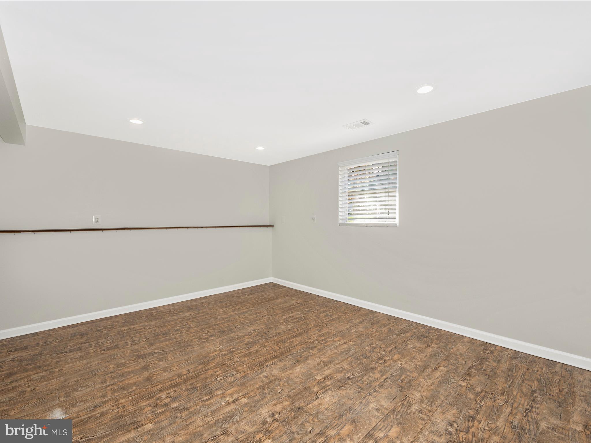 19121 Dowden Circle Poolesville, MD 20837 - Photo 29 of 54