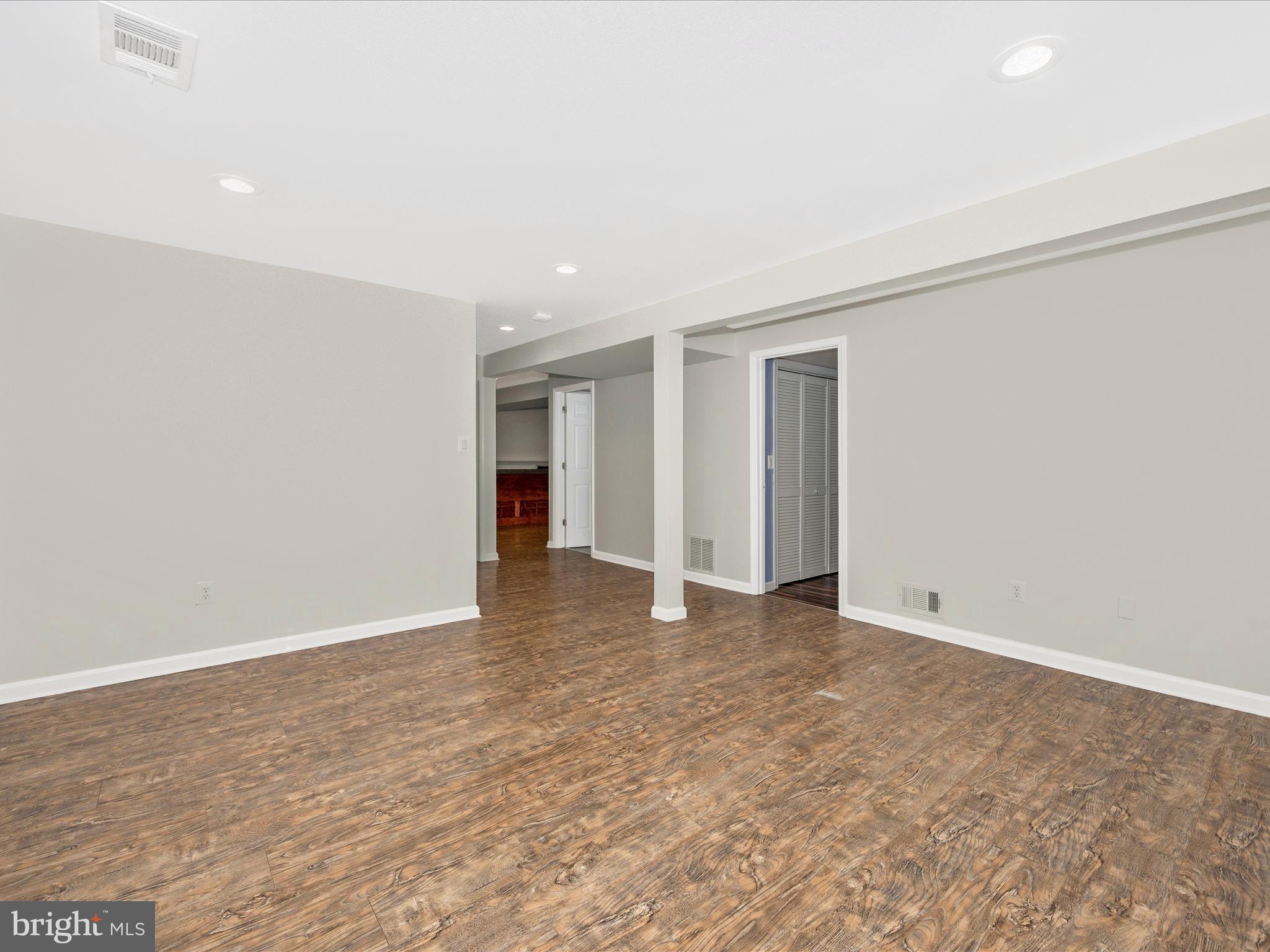 19121 Dowden Circle Poolesville, MD 20837 - Photo 31 of 54