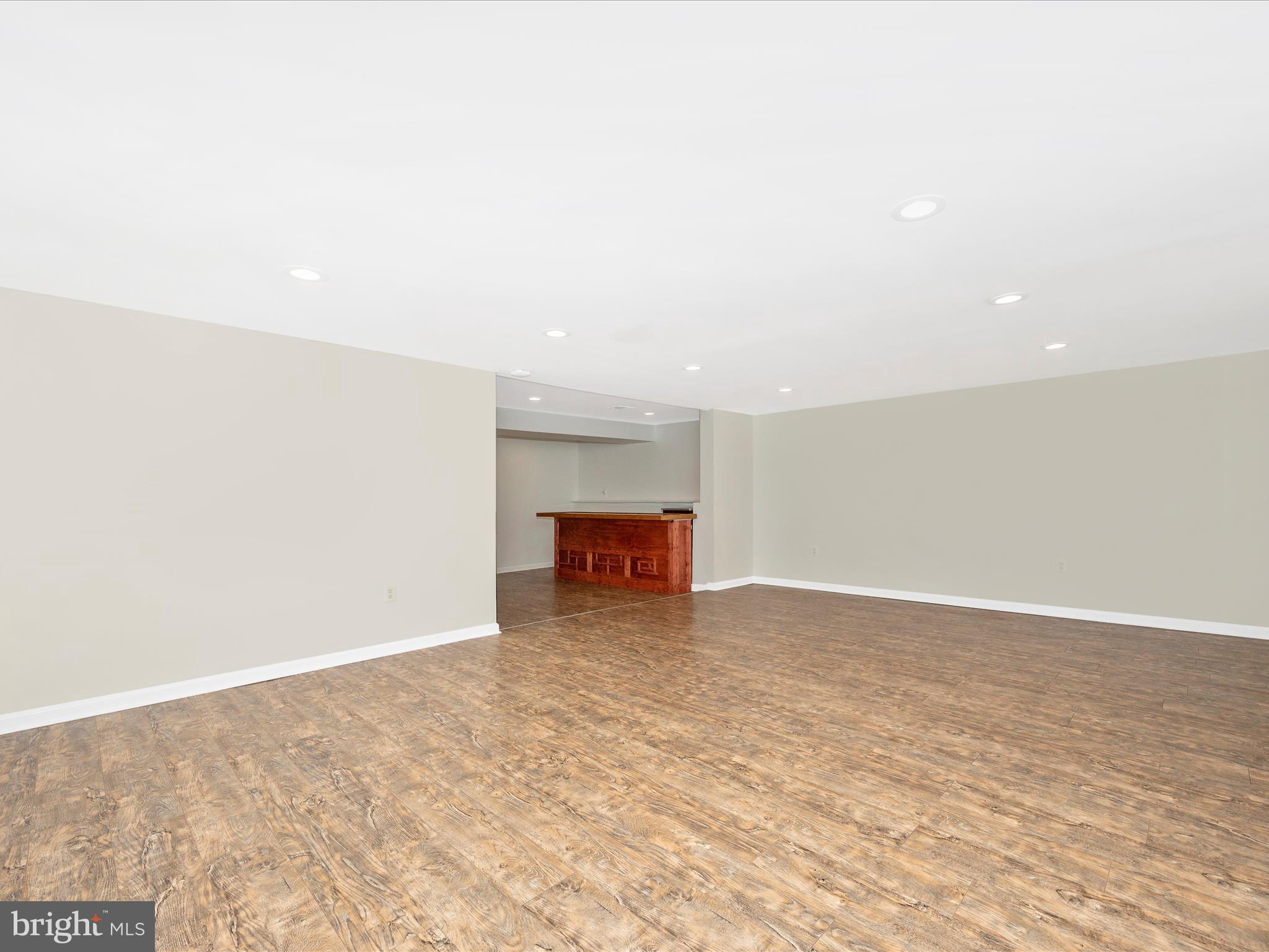 19121 Dowden Circle Poolesville, MD 20837 - Photo 37 of 54