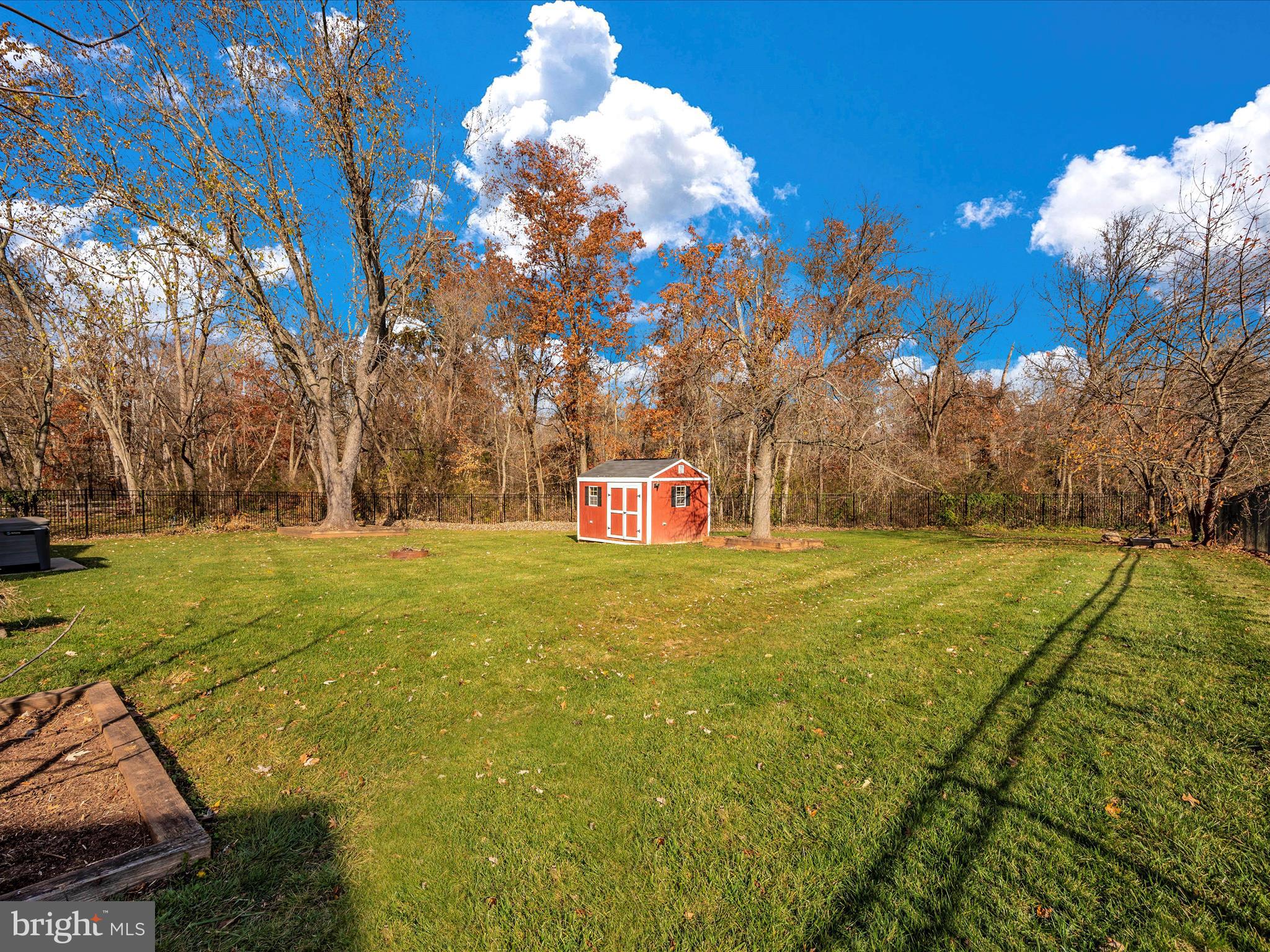 19121 Dowden Circle Poolesville, MD 20837 - Photo 51 of 54