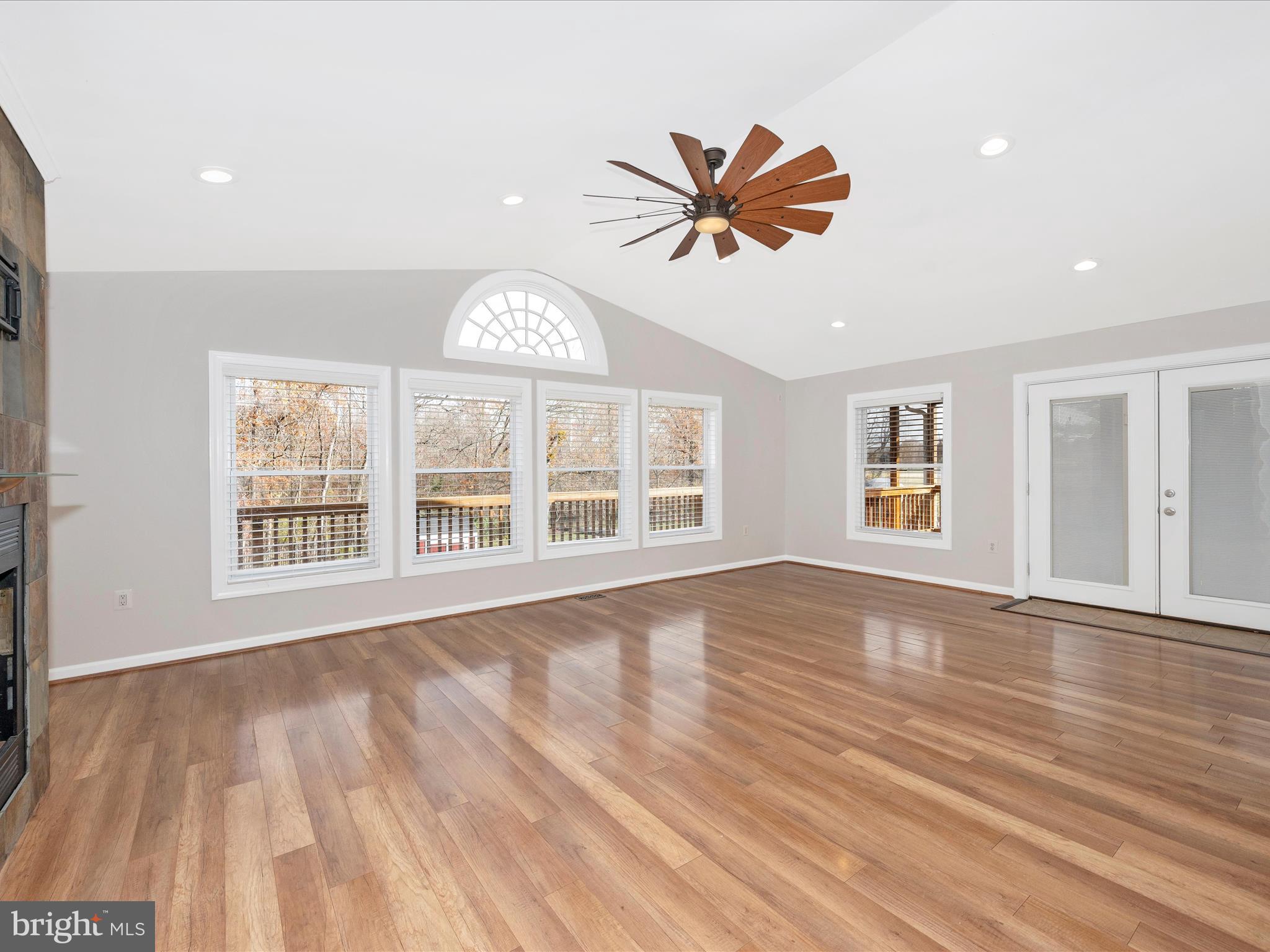 19121 Dowden Circle Poolesville, MD 20837 - Photo 7 of 54