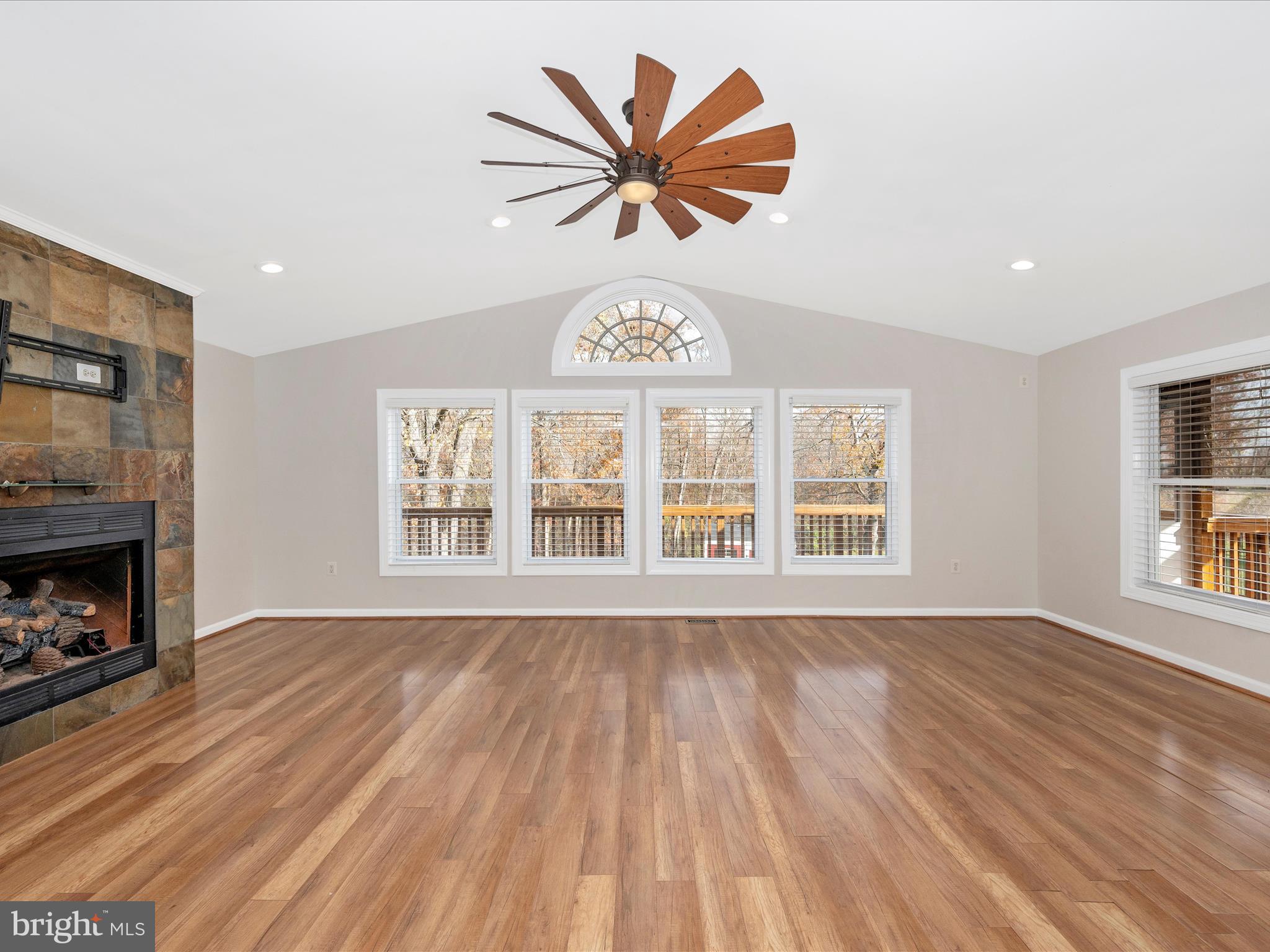 19121 Dowden Circle Poolesville, MD 20837 - Photo 8 of 54