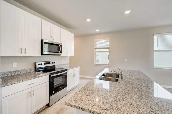 $3,050 | 5728 Southeast Edgewater Circle, Stuart, FL 34997