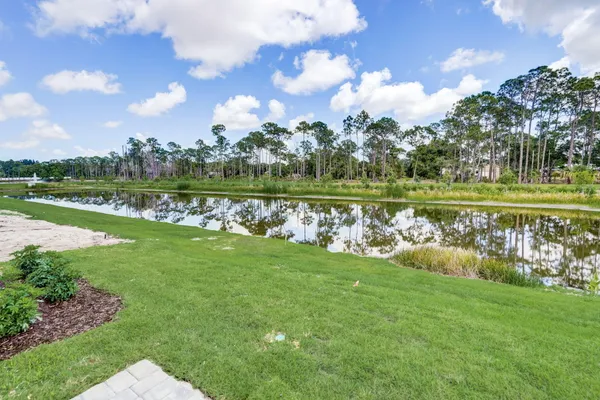 $3,050 | 5728 Southeast Edgewater Circle, Stuart, FL 34997
