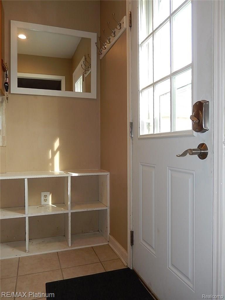 9490 Denton Hill Road Fenton, MI 48430 - Photo 25 of 54 25.JPG
