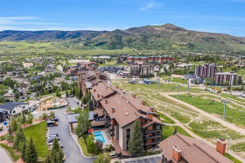 $2,400,000 | 2420 Ski Trail Lane, Unit 308, Steamboat Springs, CO 80487