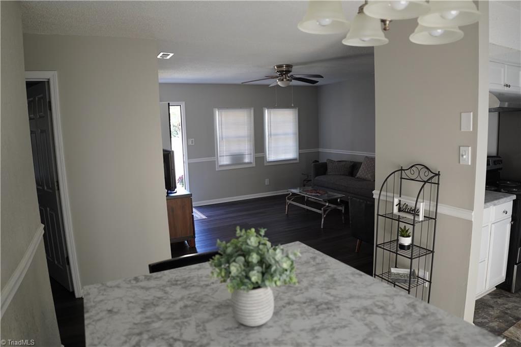 2602 Assembly Road Greensboro, NC 27405 - Photo 15 of 32 Breakfast Area