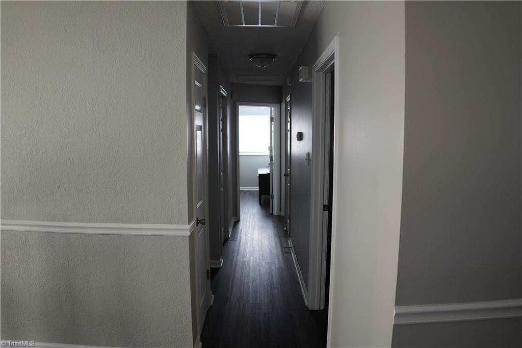 2602 Assembly Road Greensboro, NC 27405 - Photo 19 of 32 Hallway