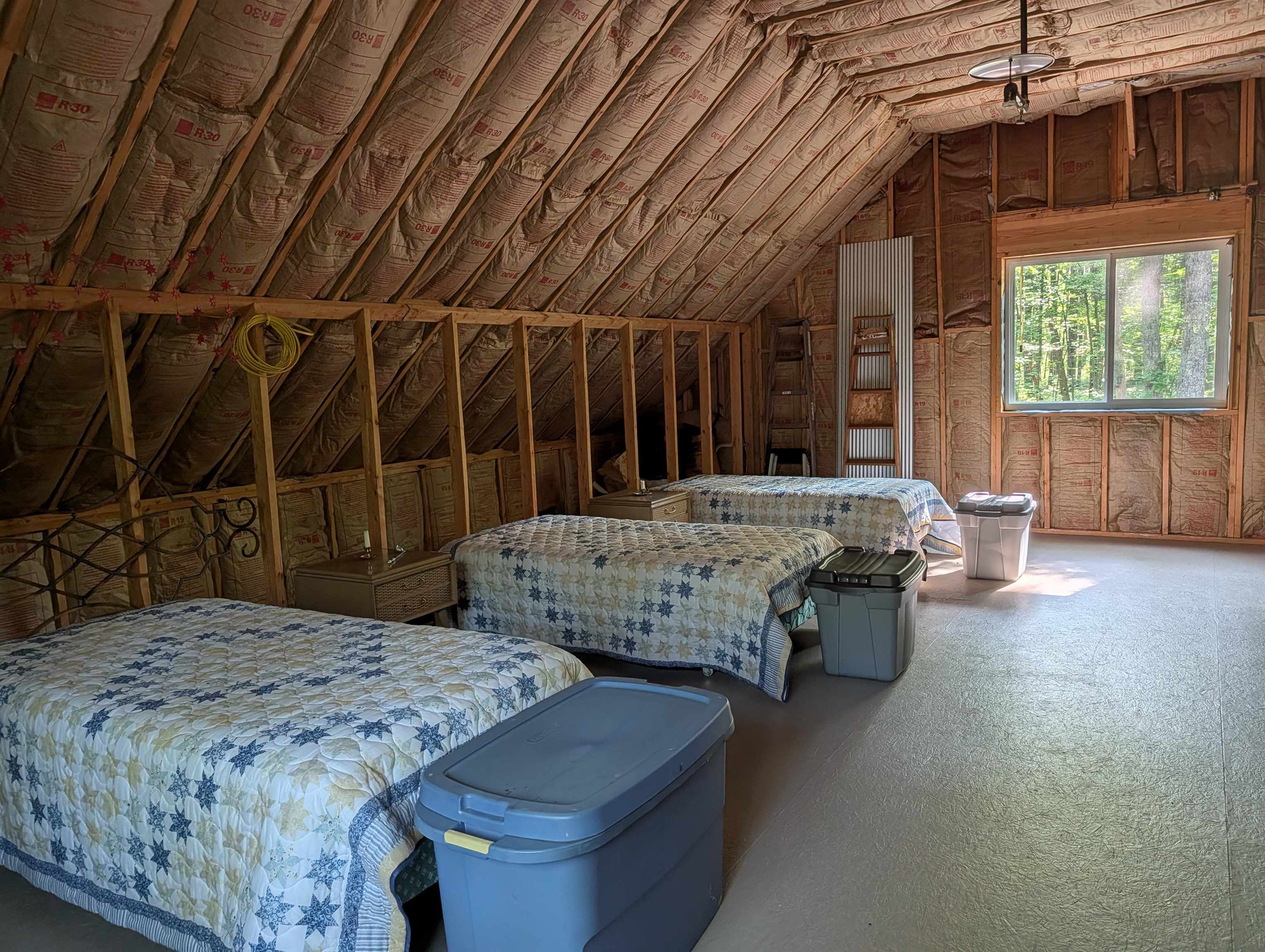 870 South Ross Road Barton City, MI 48705 - Photo 3 of 21 1950008-8627f214-19fe-4eba-875a-a347f94d3d1f.JPG