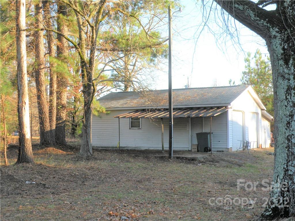 1423 Gold Hill Road, Unit 1 Fort Mill, SC 29708 - Photo 6 of 20 a view of a house with a yard