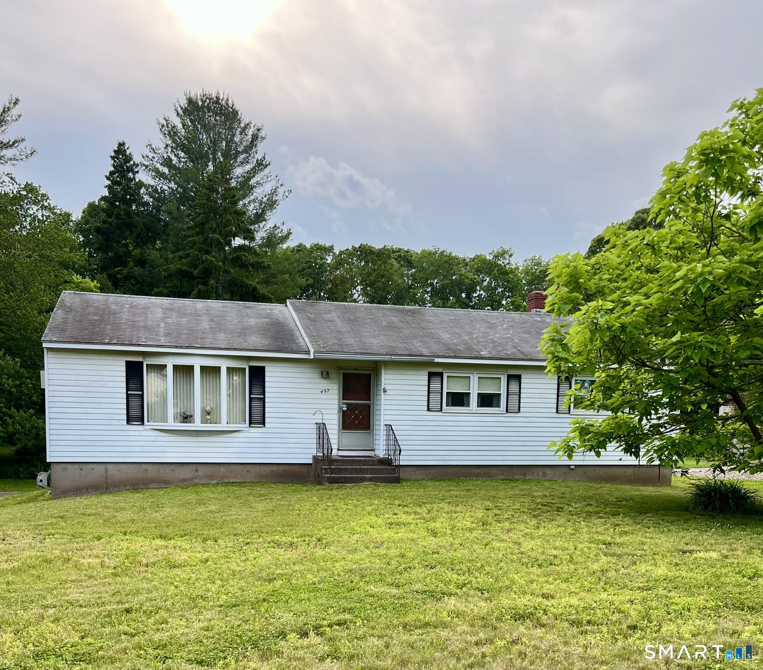 492 Hillstown Road Manchester, CT 06040 - Photo 1 of 2