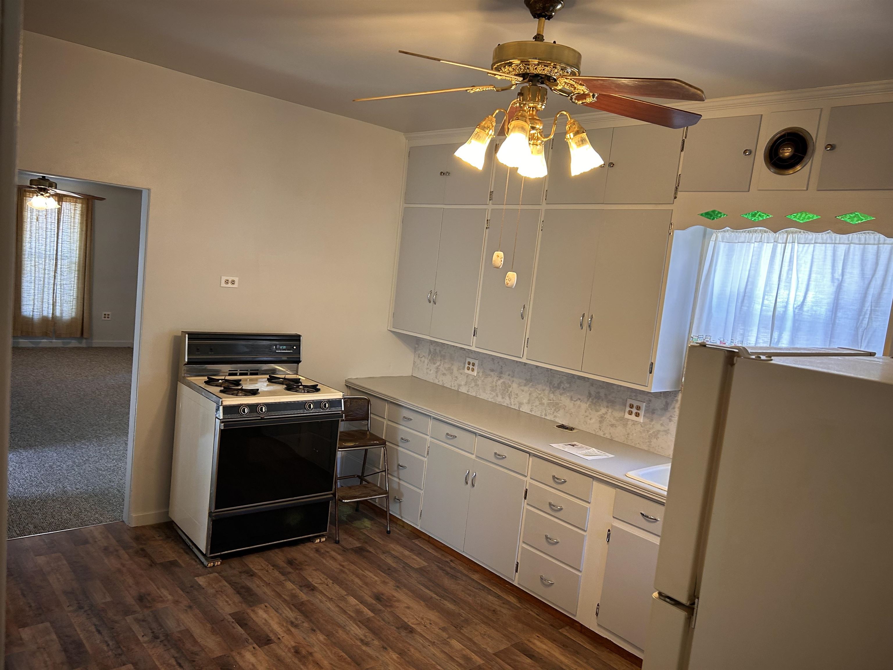 701 Webster Street Bay City, MI 48708 - Photo 7 of 23 Gallery Image 7