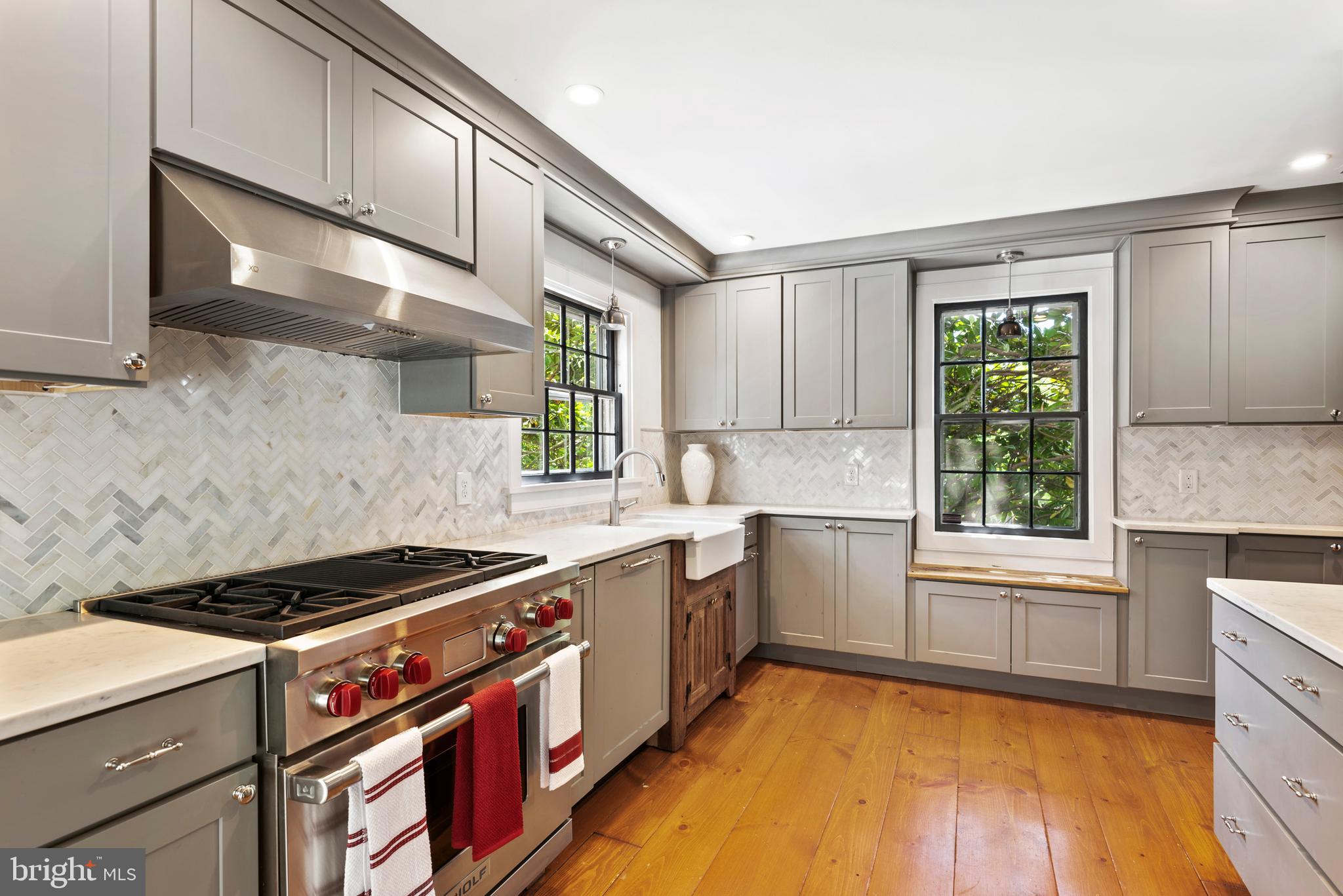 309 Swedesford Road Malvern, PA 19355 - Photo 10 of 36 Gas cooking