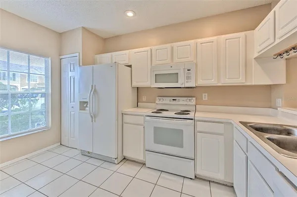 $1,700 | 1309 Costa Mesa Drive, Wesley Chapel, FL 33543