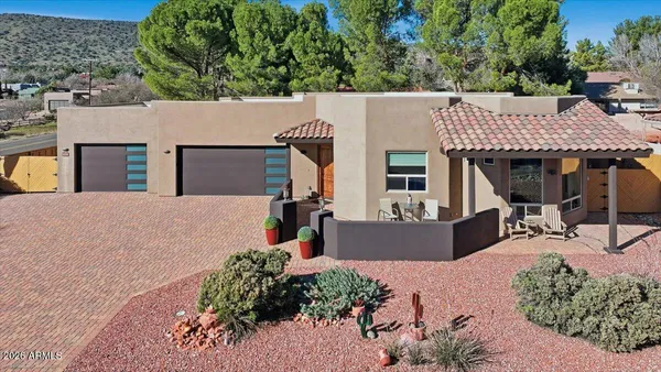 $1,100,000 | 15 Yellow Hat Circle, Sedona, AZ 86351