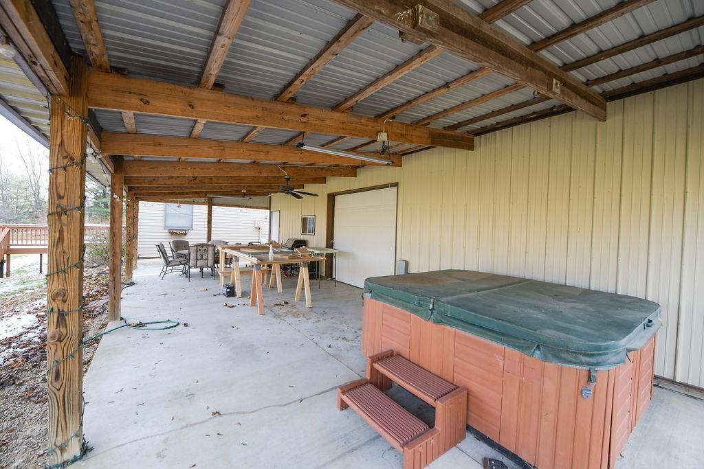 7380 West Gifford Road Bloomington, IN 47403 - Photo 10 of 36 Gallery Image 10