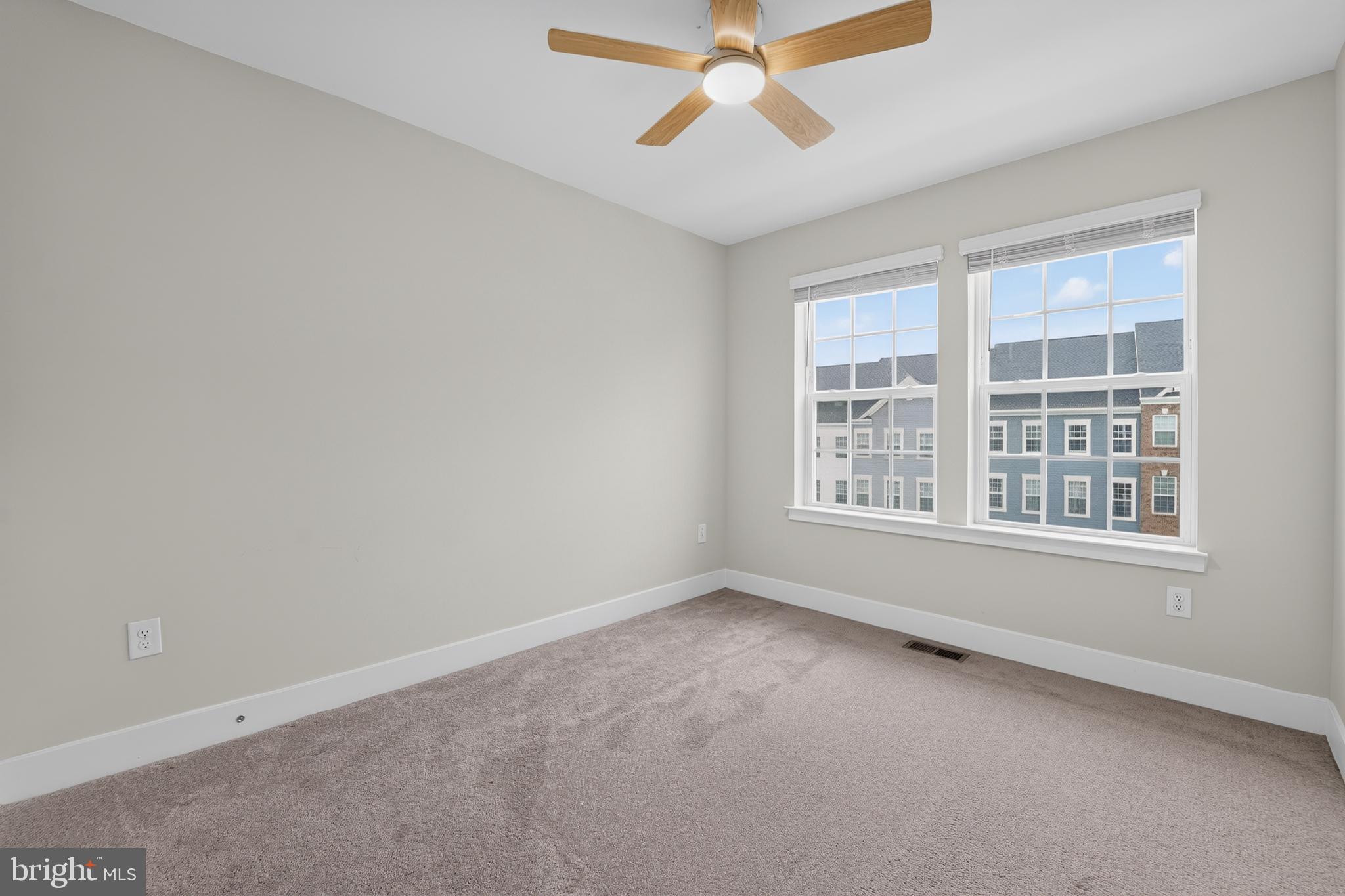 1808 Parham Way Baltimore, MD 21244 - Photo 24 of 31 Bright and airy room with natural light.