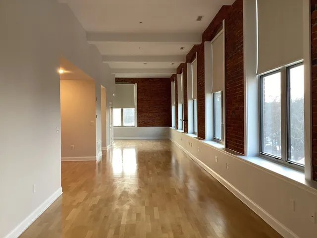 $2,950 | 11 Lake Street, Unit 131, Wakefield, MA 01880