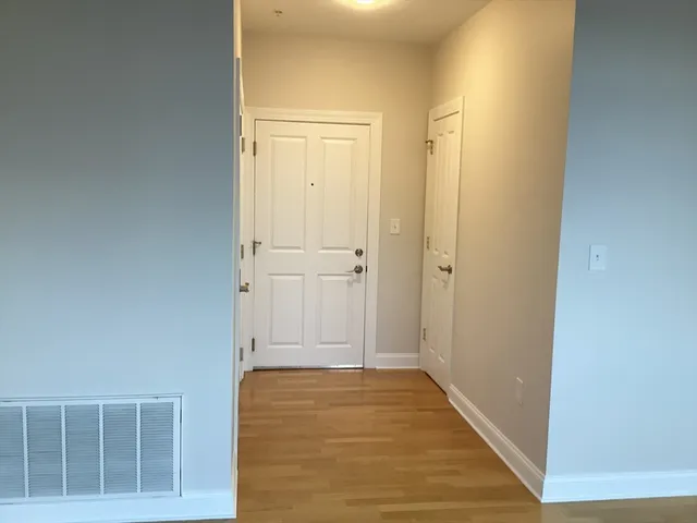 $2,950 | 11 Lake Street, Unit 131, Wakefield, MA 01880