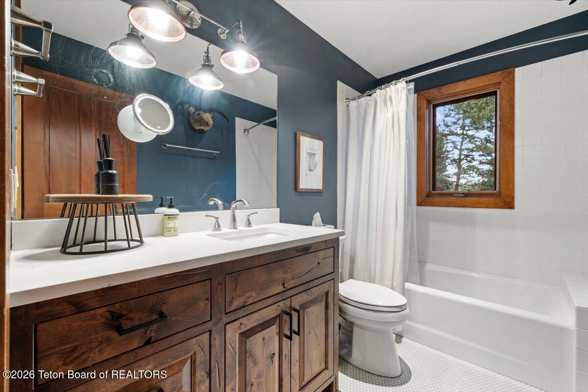 2465 North Fish Creek Road Wilson, WY 83014 - Photo 30 of 53 Guest Bath