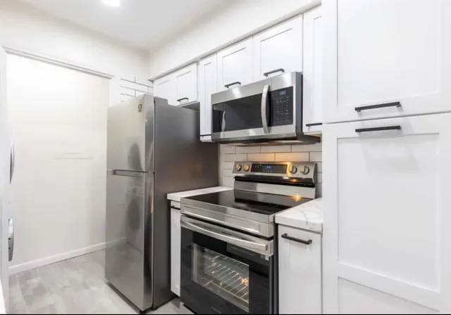 $80,000 | 14600 Fonmeadow Drive, Unit 1203, Houston, TX 77035