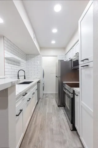 $80,000 | 14600 Fonmeadow Drive, Unit 1203, Houston, TX 77035