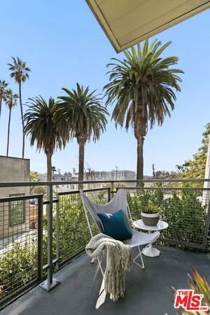 $8,999 | 1513 9th Street, Unit 3, Santa Monica, CA 90401