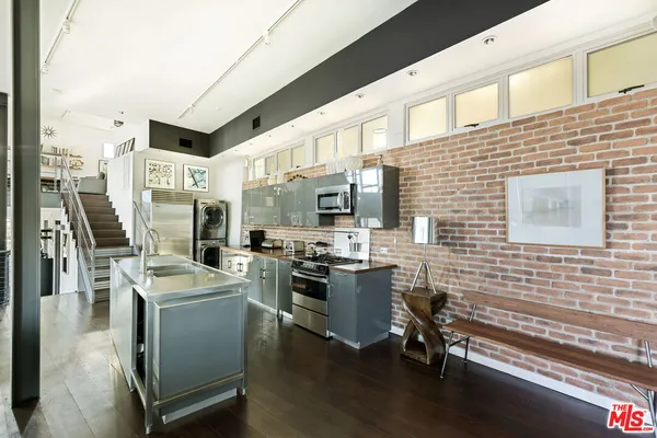 $8,999 | 1513 9th Street, Unit 3, Santa Monica, CA 90401