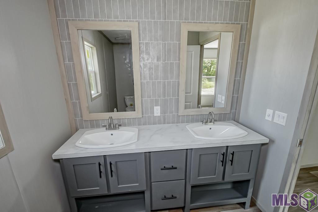 30446 Walker North Road Walker, LA 70785 - Photo 8 of 21