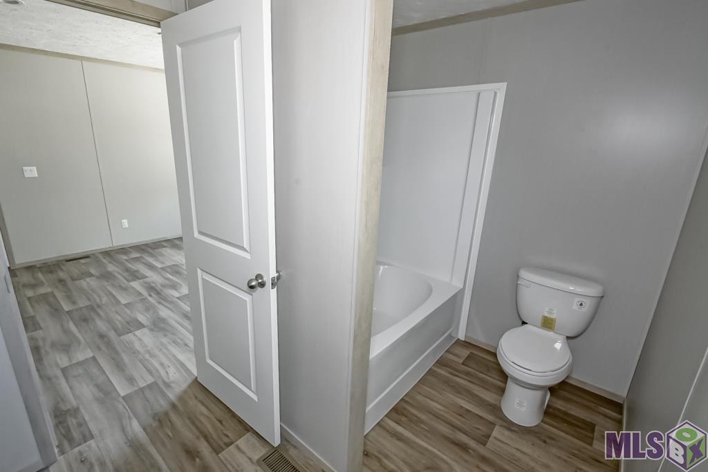 30446 Walker North Road Walker, LA 70785 - Photo 9 of 21