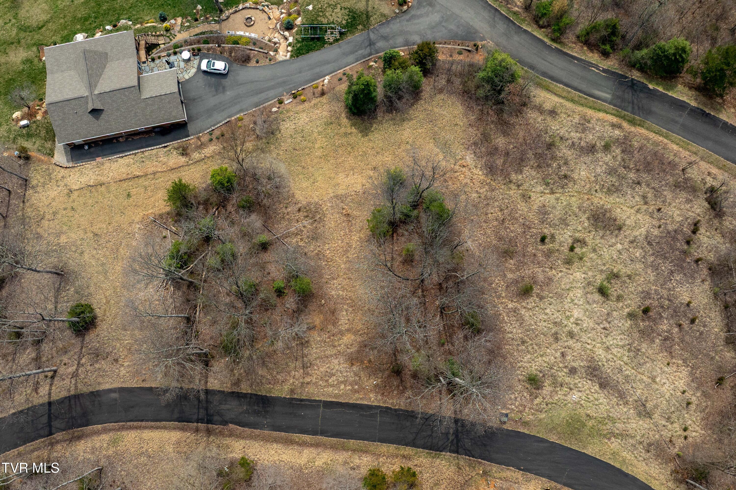 Tbd Tbd Lane, Unit 19 Butler, TN 37640 - Photo 2 of 31 TD Lakeridge Lot 19 (2 of 31)