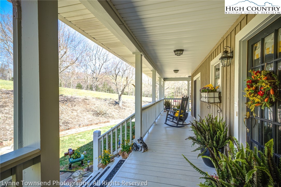 284 River Bend Road Sparta, NC 28675 - Photo 7 of 43 Gallery Image 7