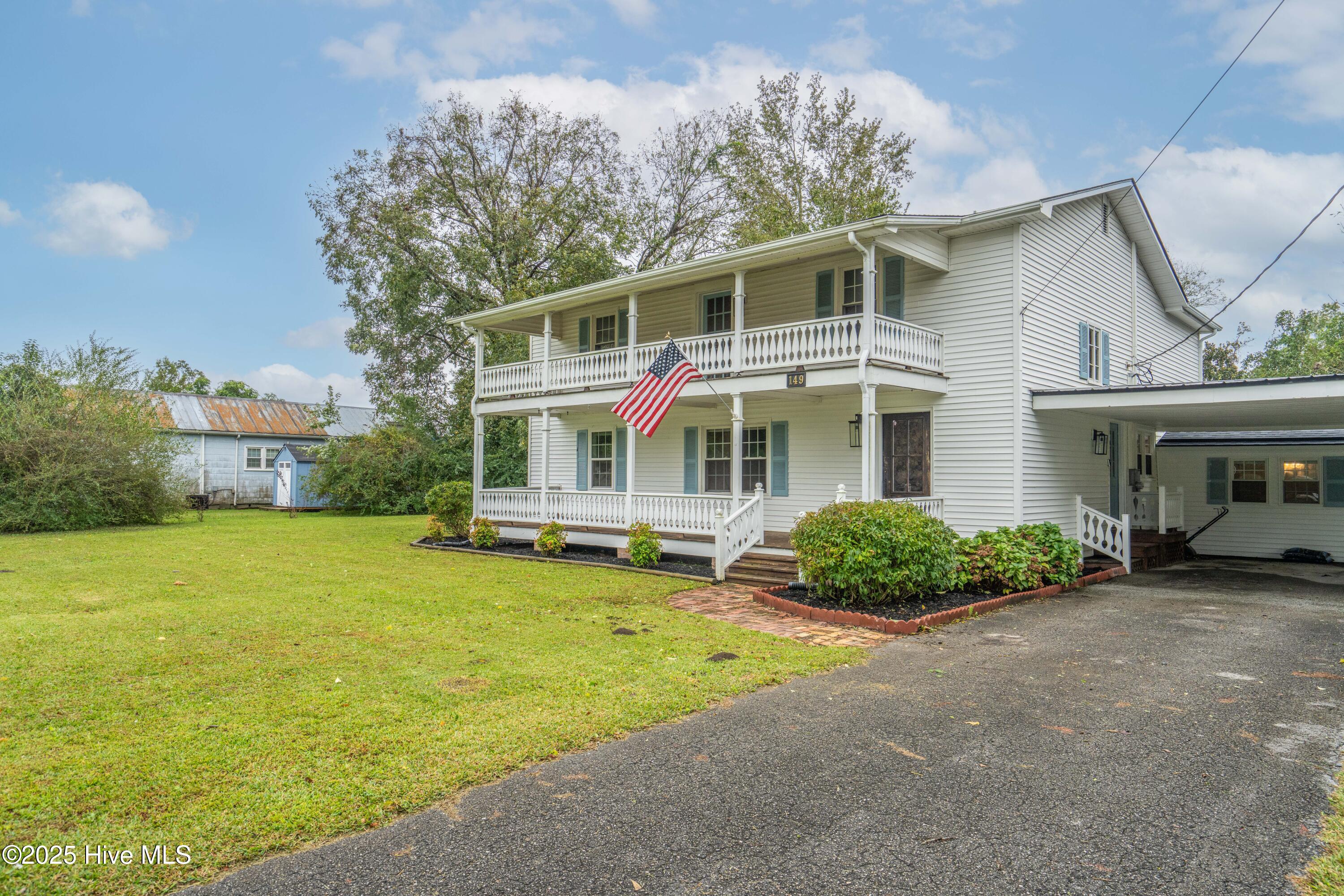 149 Huffmantown Road Richlands, NC 28574 - Photo 2 of 47 149 huffmantown rd (46 of 52)