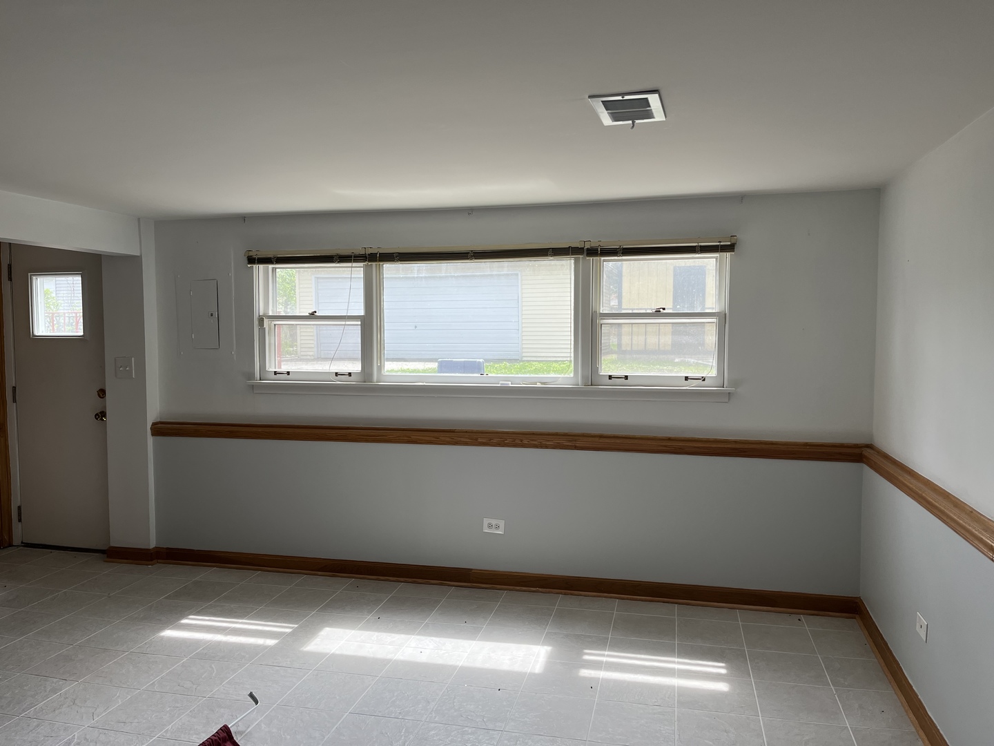393 Herrick Road Riverside, IL 60546 - Photo 17 of 36