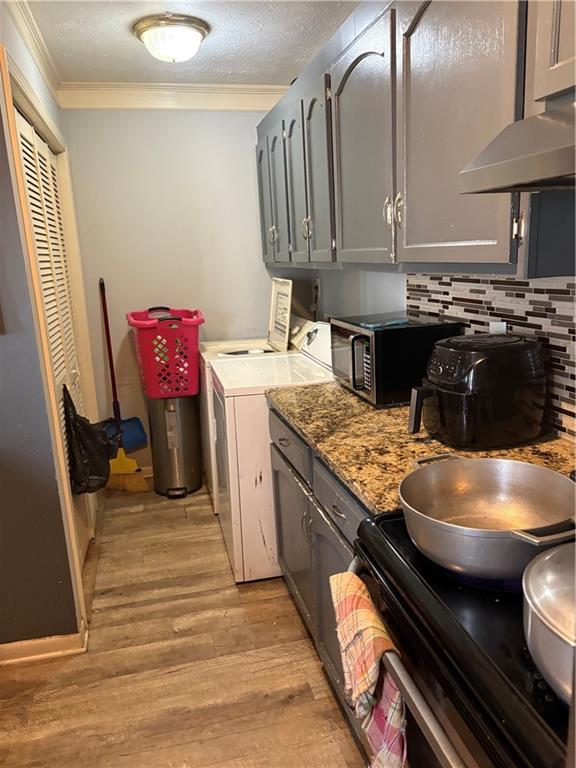 1317 Surrey Lane Southwest Marietta, GA 30008 - Photo 5 of 23