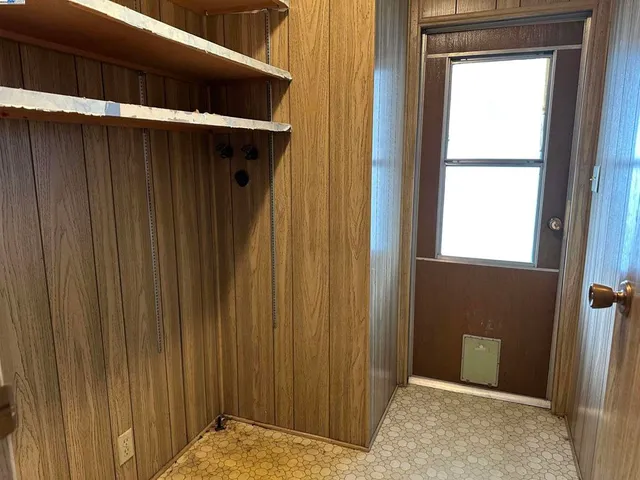 a view of walk in closet