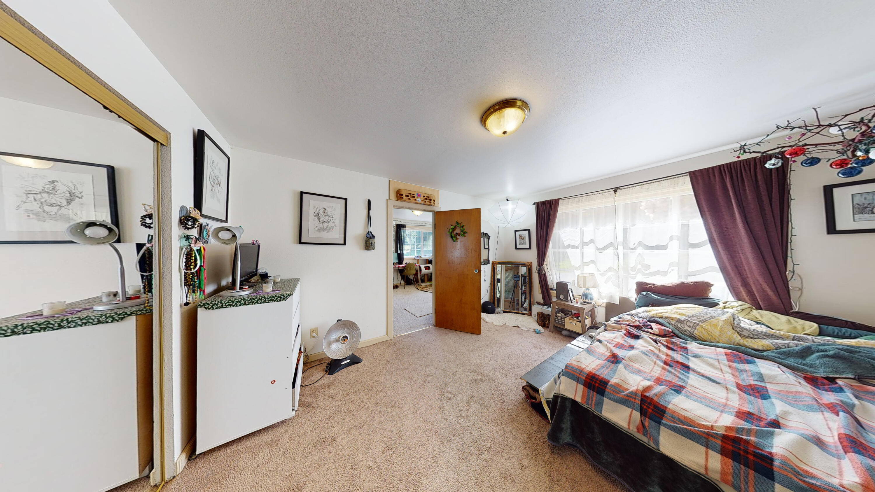 7569 Berta Road Eureka, CA 95503 - Photo 89 of 137 Rental Unit-Master bedroom