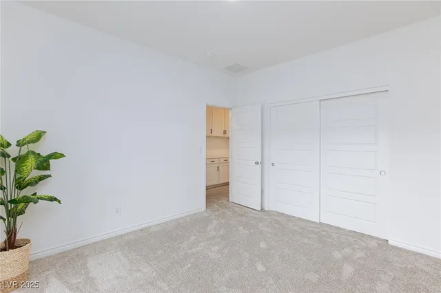 $380,000 | 334 Laurel Peak Drive, Henderson, NV 89015