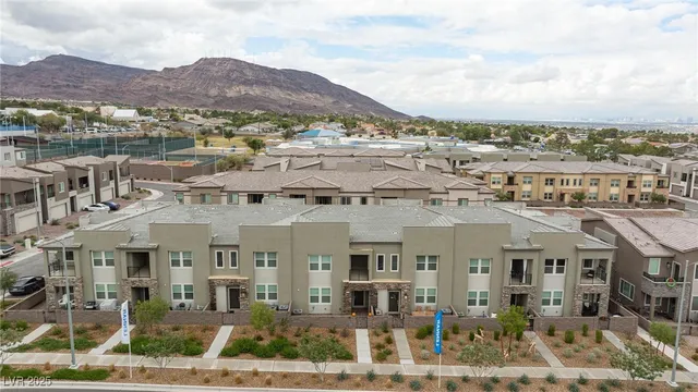 $380,000 | 334 Laurel Peak Drive, Henderson, NV 89015