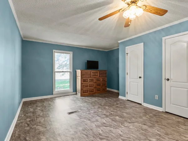 $449,900 | 6934 Old Railroad Bed Road, Toney, AL 35773
