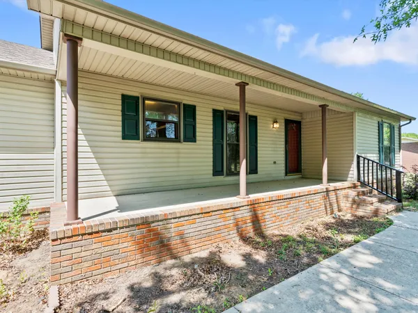 $449,900 | 6934 Old Railroad Bed Road, Toney, AL 35773