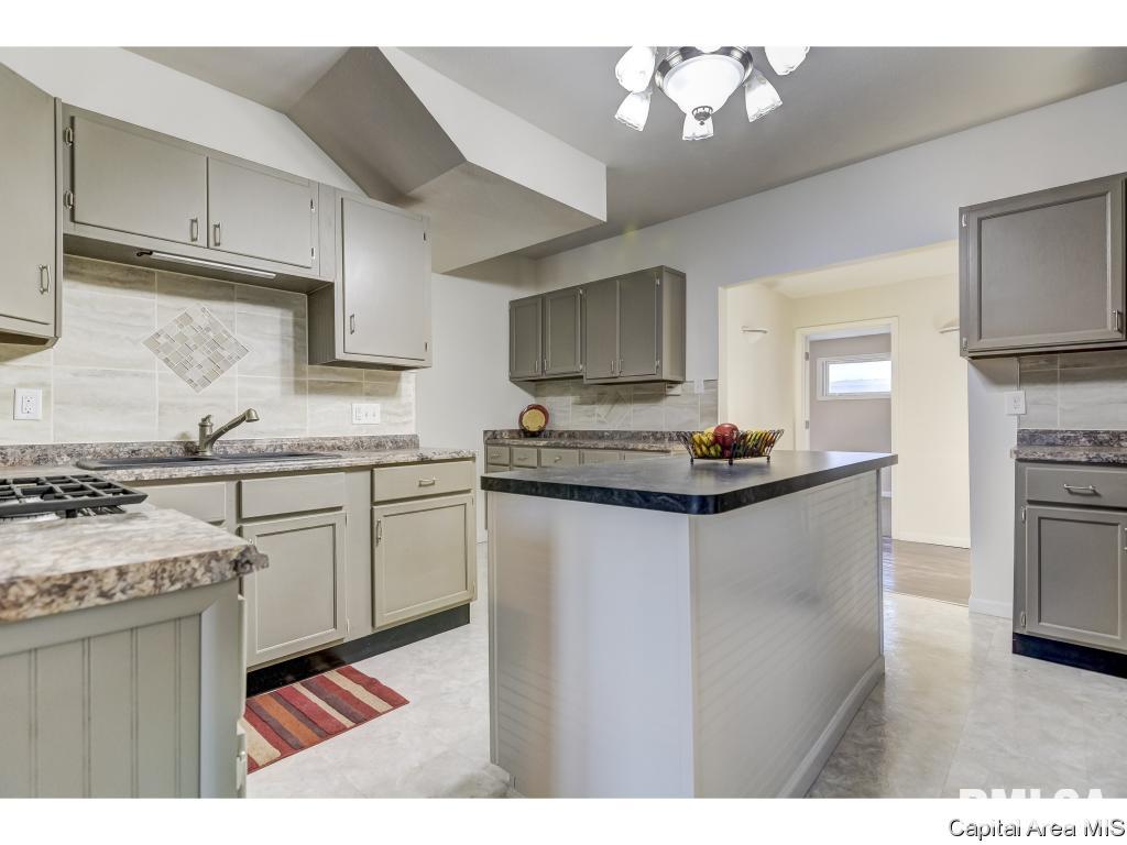 100 West Pine Street Springfield, IL 62704 - Photo 11 of 36 Gallery Image 11
