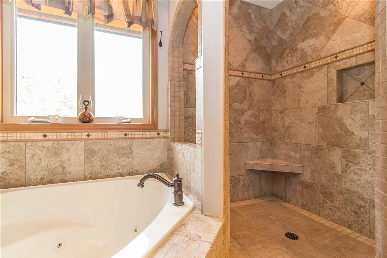 10014 East Laurel Road Chattaroy, WA 99003 - Photo 11 of 20