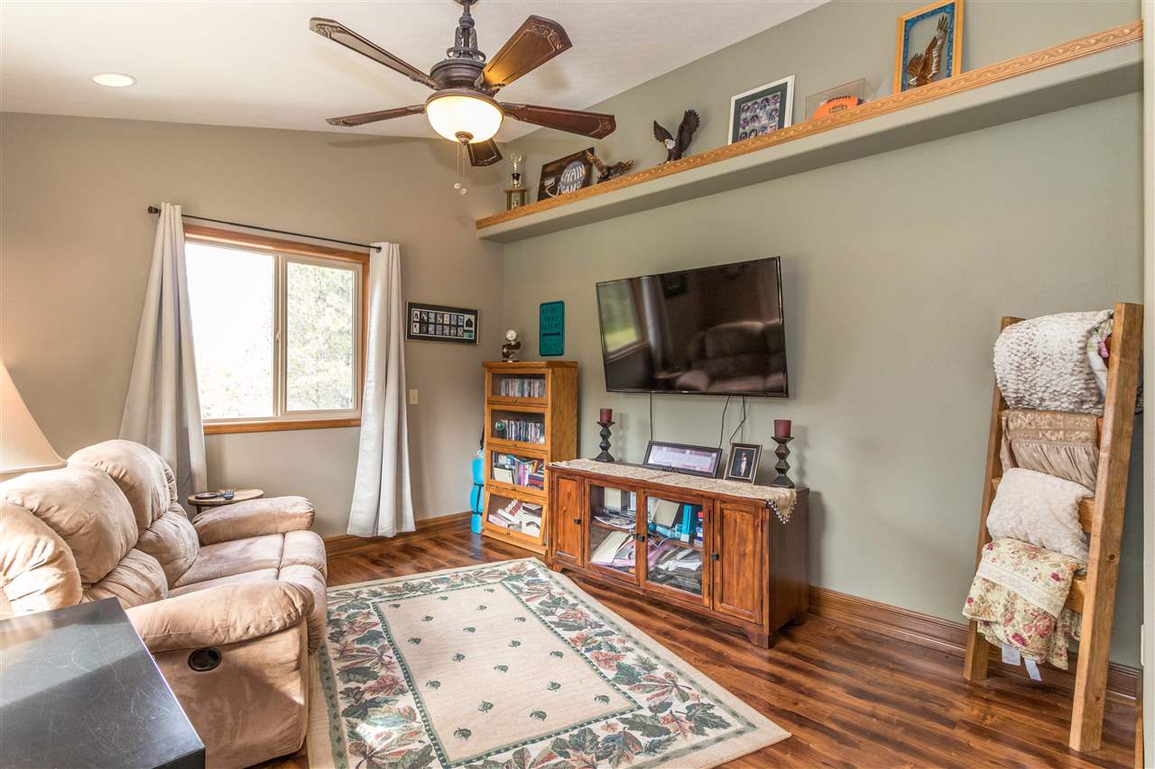 10014 East Laurel Road Chattaroy, WA 99003 - Photo 14 of 20