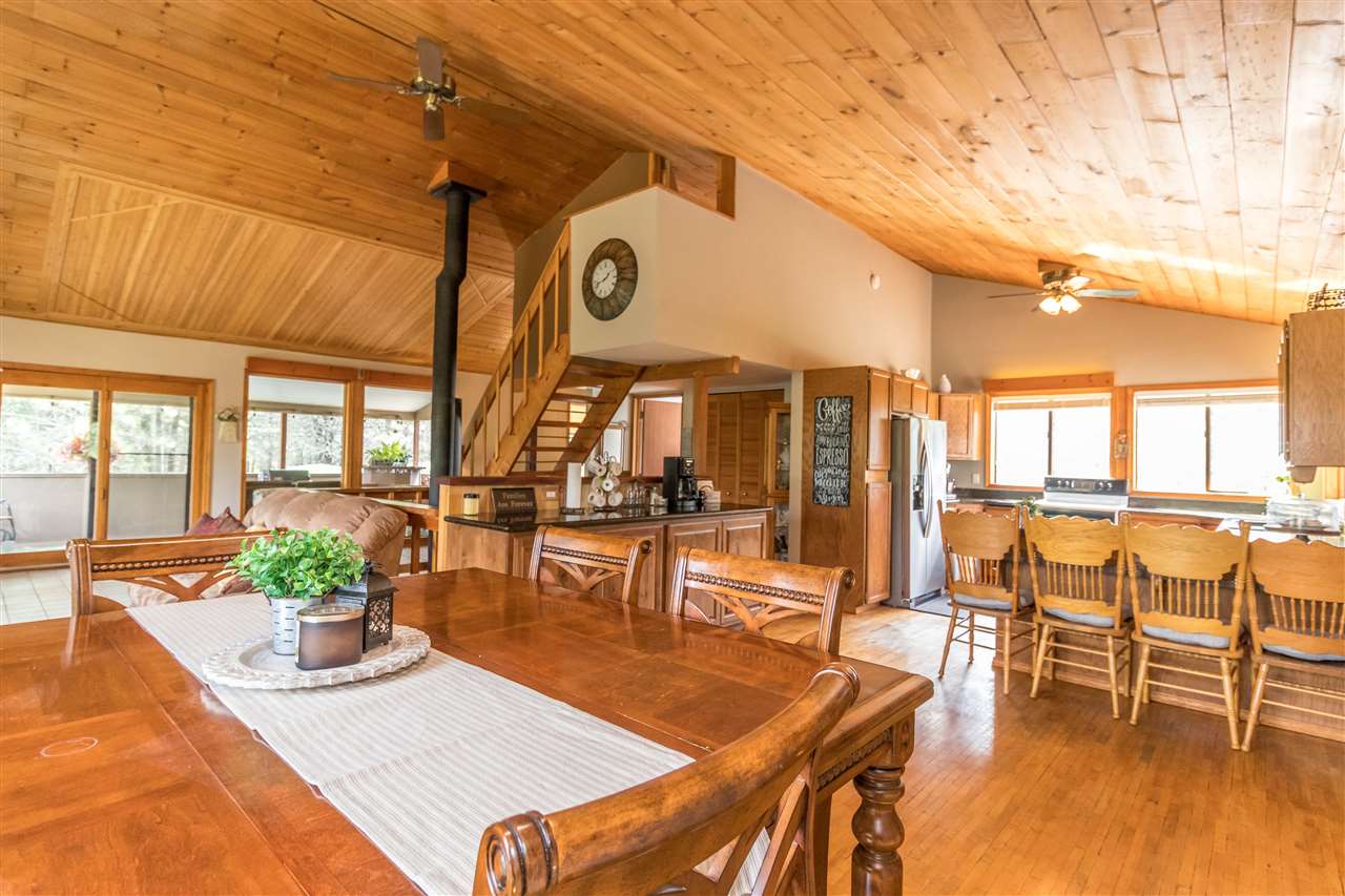 10014 East Laurel Road Chattaroy, WA 99003 - Photo 5 of 20