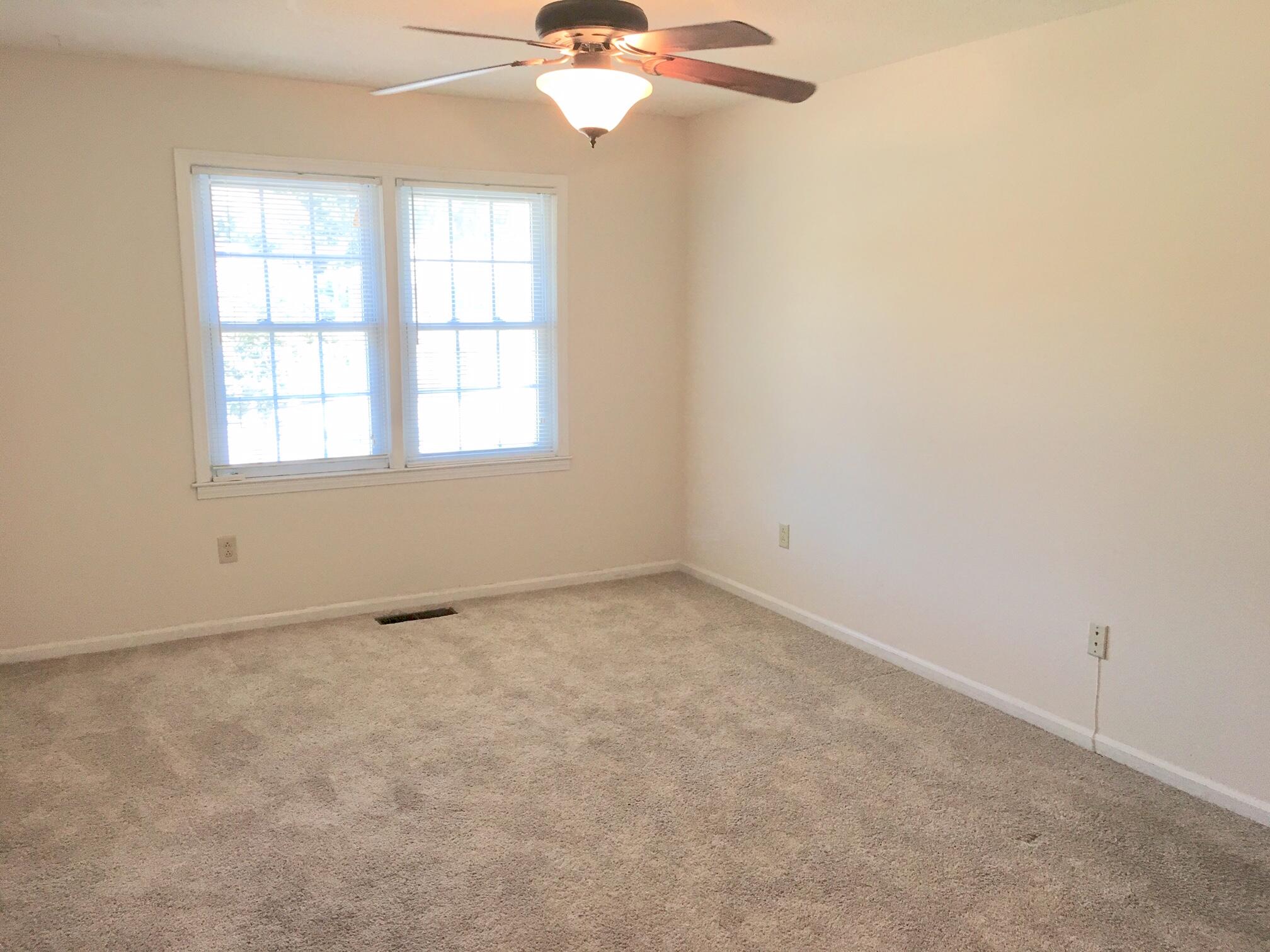 930 Blackrail Court, Unit B Mount Pleasant, SC 29464 - Photo 10 of 15 IMG_0588