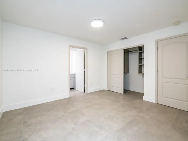 $13,995 | 20729 Northeast 32nd Avenue, Aventura, FL 33180