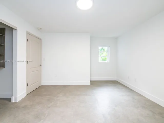 $13,995 | 20729 Northeast 32nd Avenue, Aventura, FL 33180